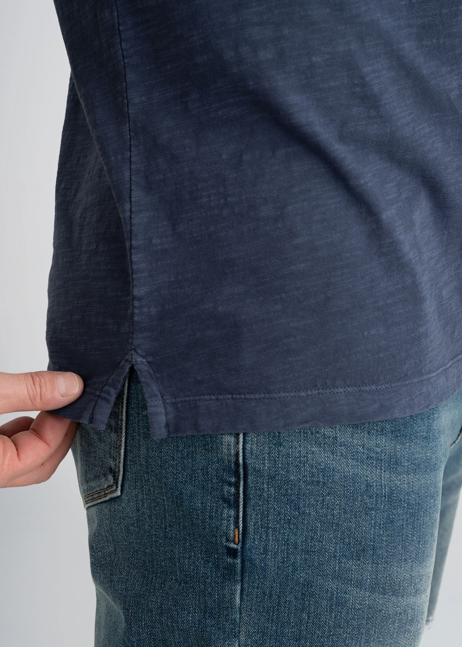 american-tall-mens-slub-polo-navy-detailtexture