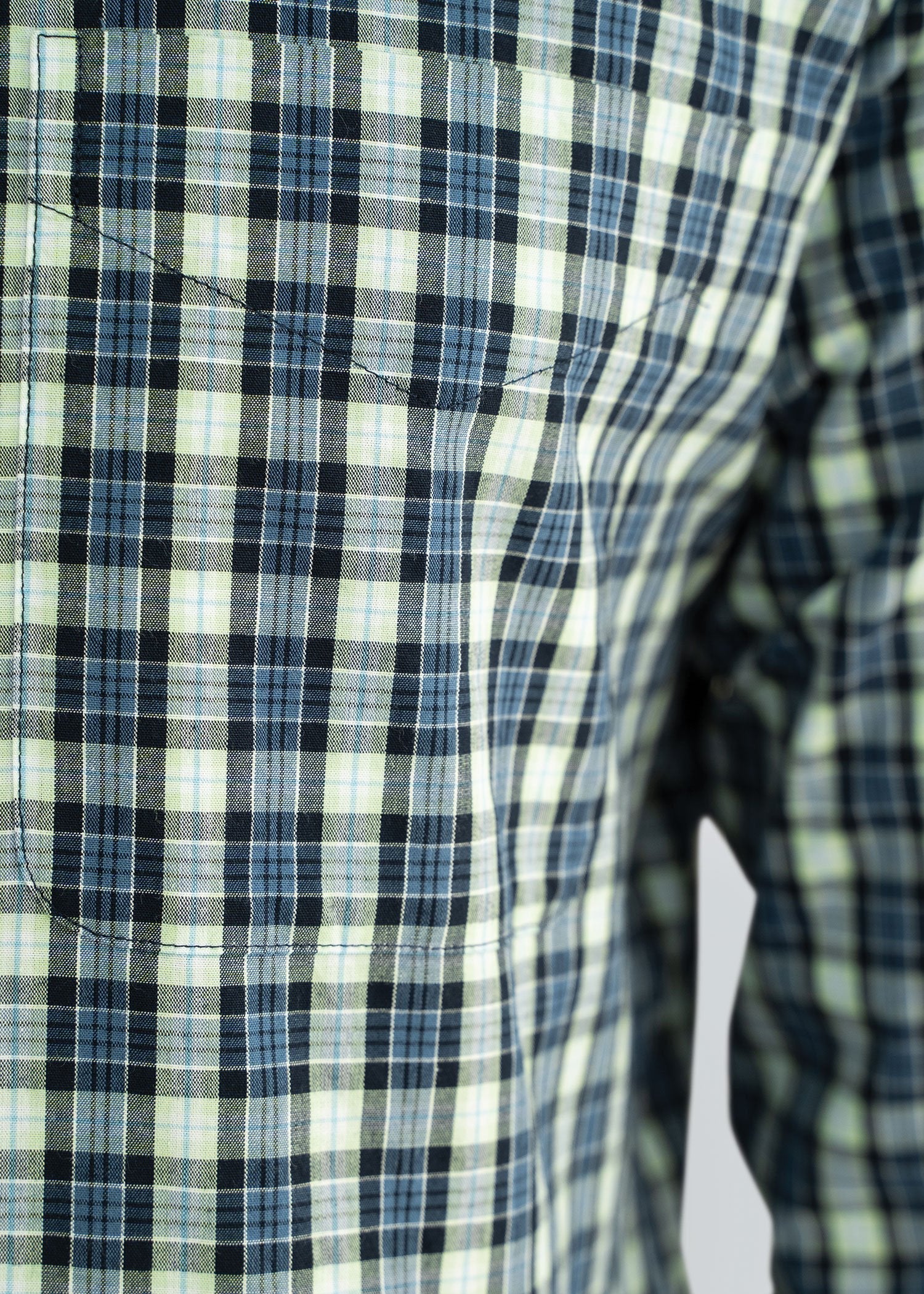 american-tall-mens-soft-wash-bluemintplaid-detail