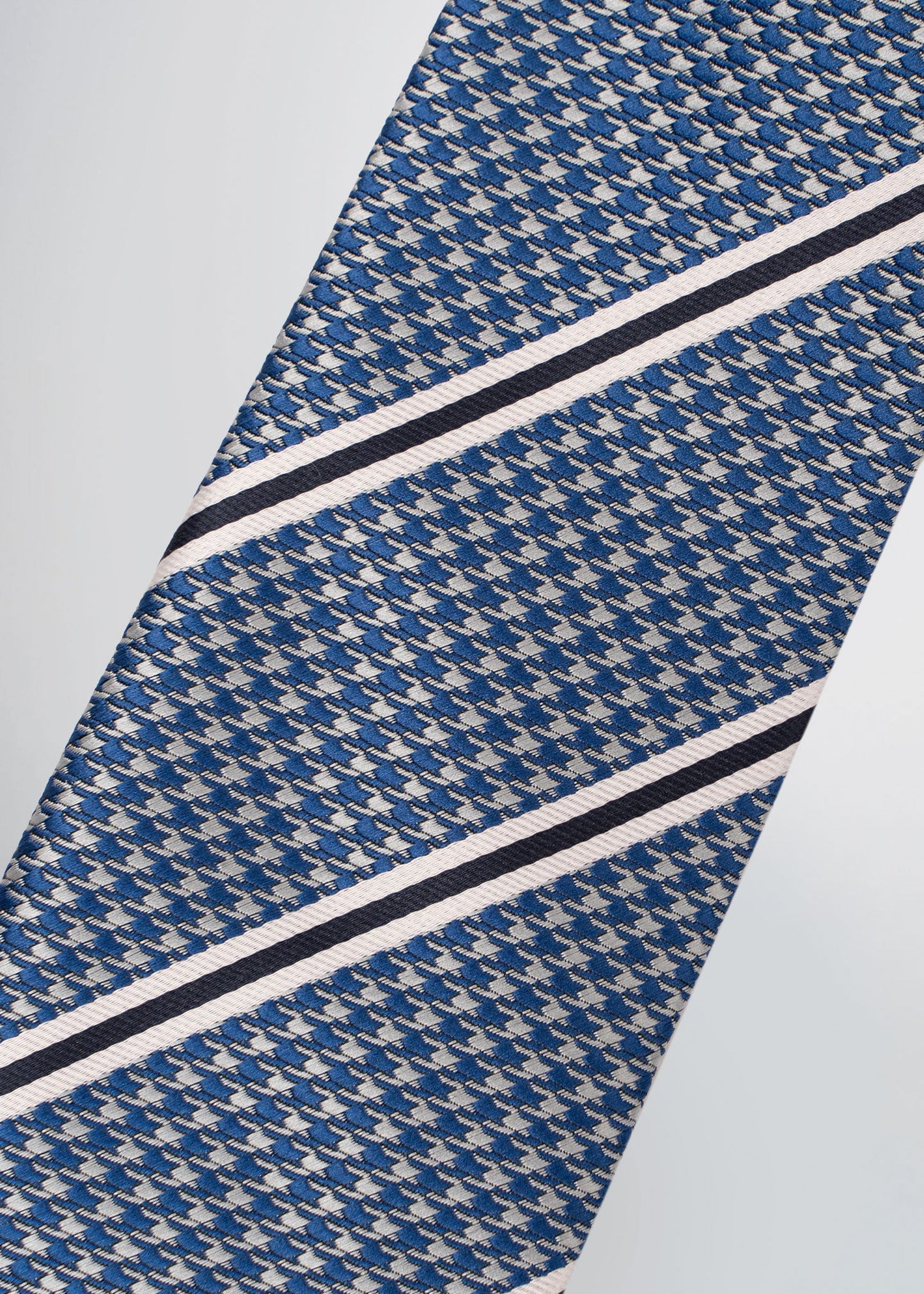 american-tall-mens-tie-blue-houndstooth-detail.