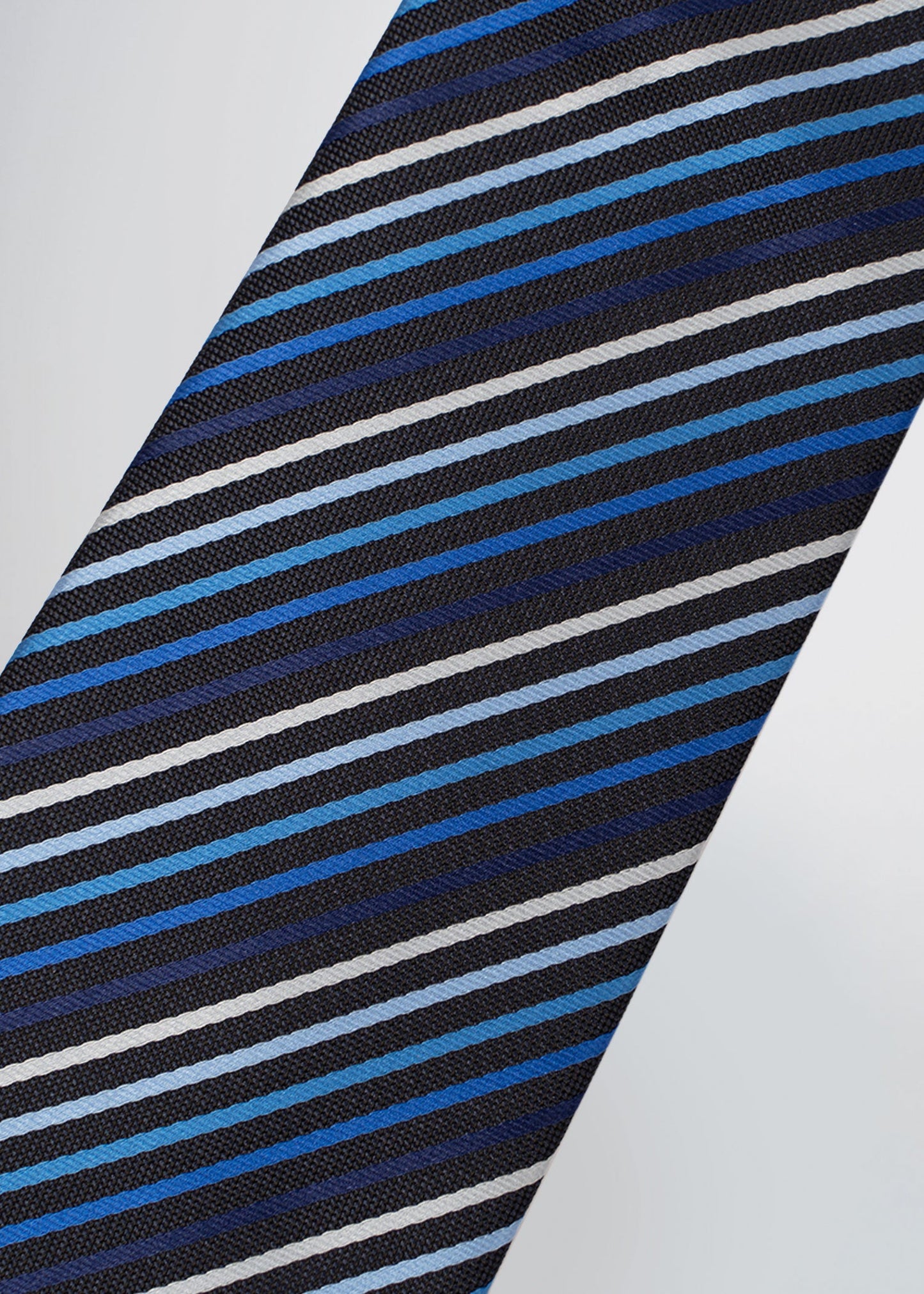 american-tall-mens-tie-blue-stripe-detail