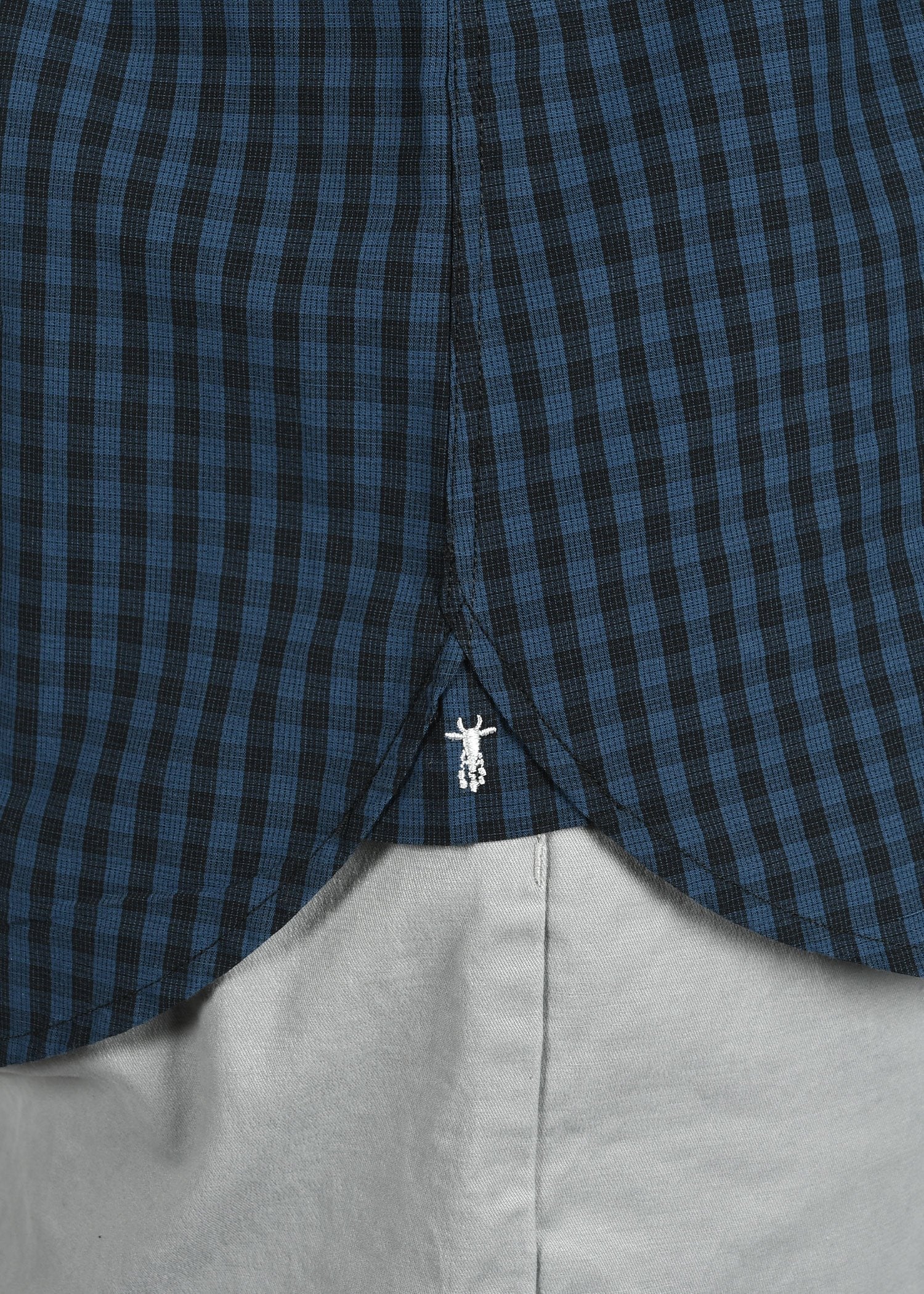 american-tall-soft-wash-black-blue-detail