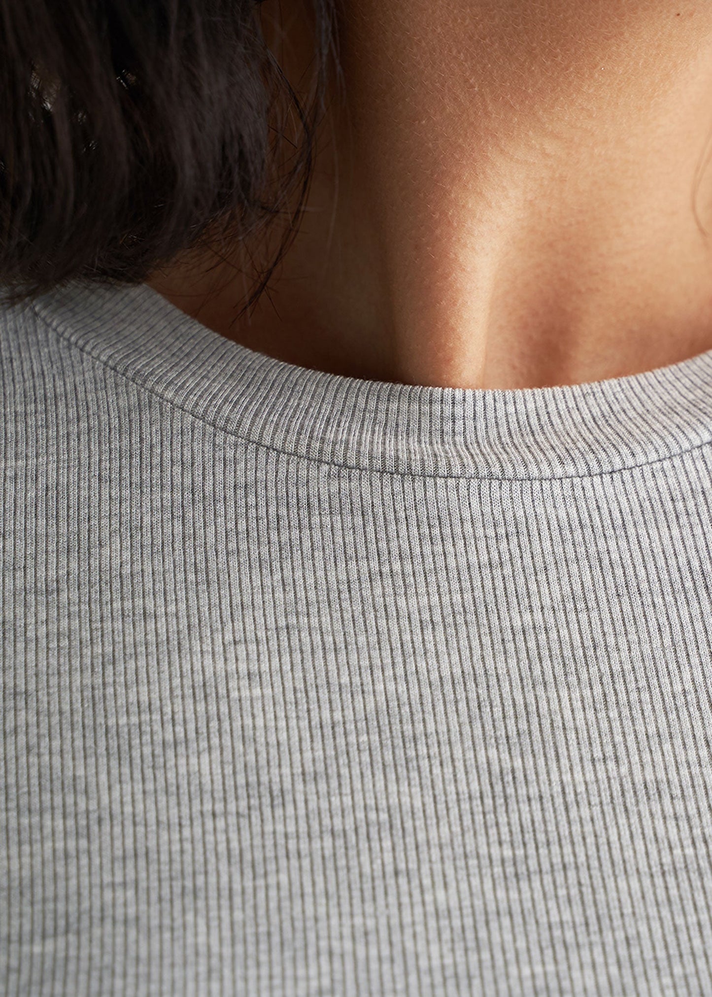 american-tall-womens-ribbed-longsleeve-grey-detail