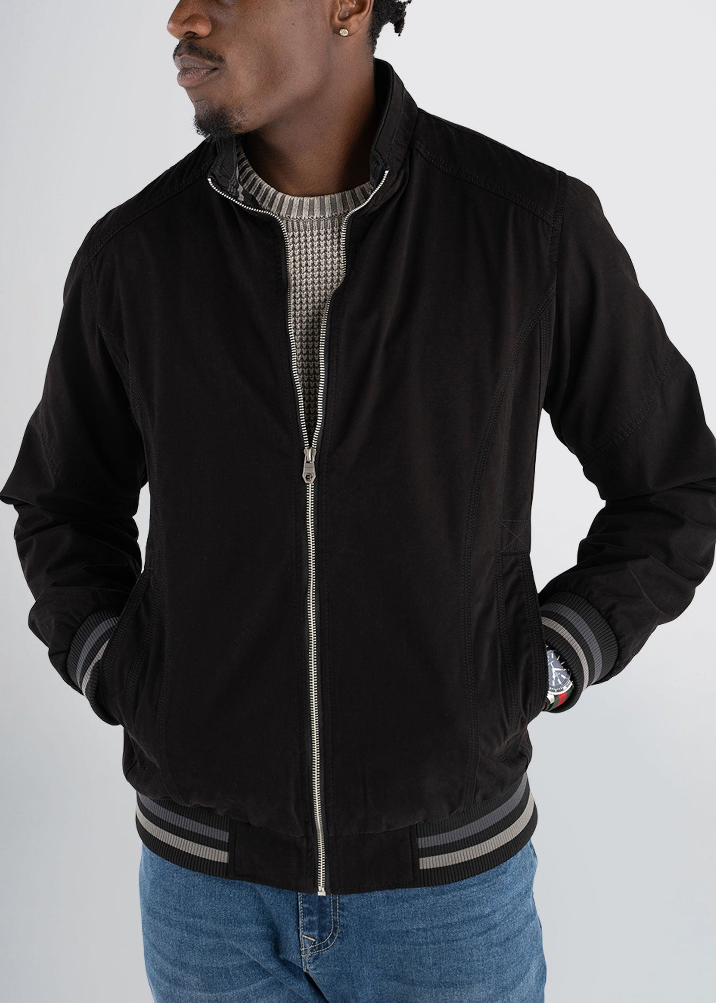 americantall-cotton-bomber-black-front-zipped